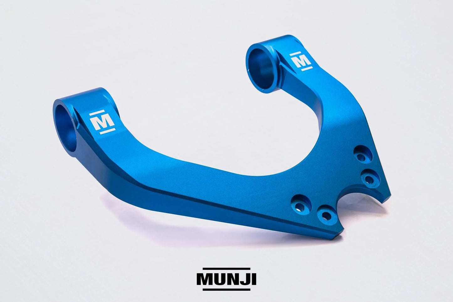 1 x FRONT Upper Control Arm (ISUZU D-MAX & MAZDA BT-50 2020 Onwards, ISUZU MUX 2021 Onwards - 4JJ3 Engine)